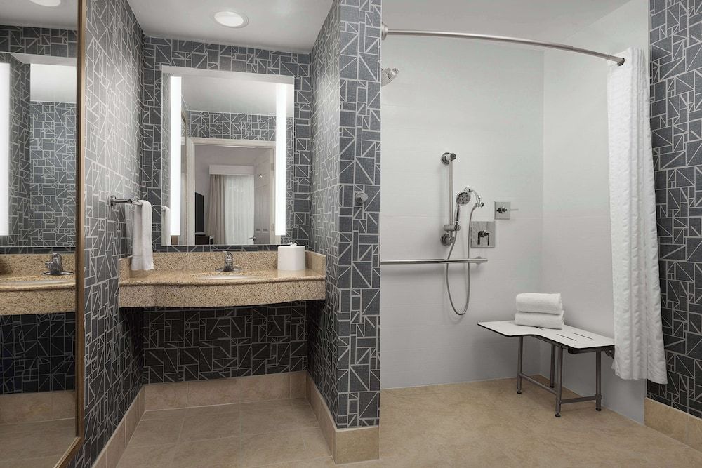 undefined Homewood Suites by Hilton Raleigh-Durham AP/Research Triangle 9