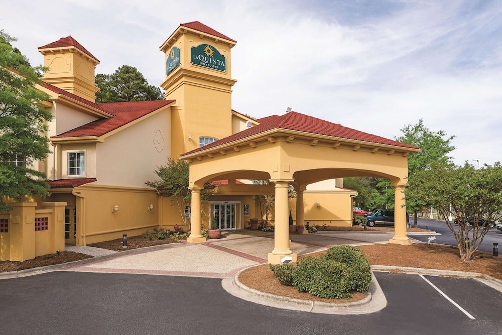 undefined La Quinta Inn & Suites by Wyndham Univ Area Chapel Hill 6