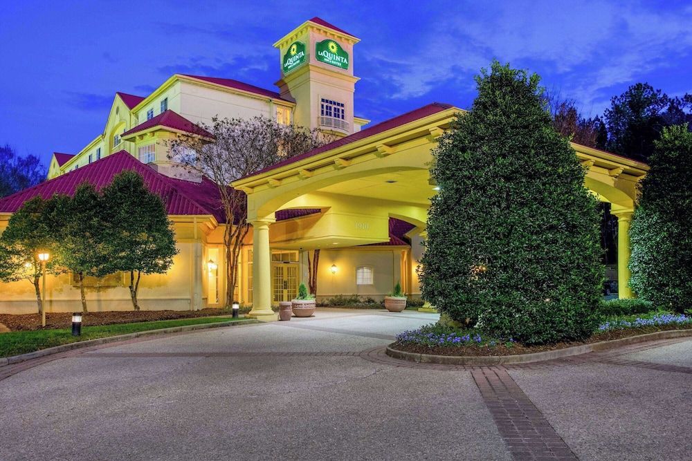 undefined La Quinta Inn & Suites by Wyndham Raleigh/Durham Southpoint 9