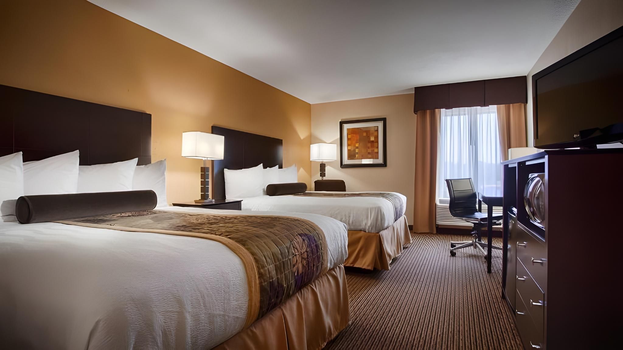 2 queen beds, nonsmoking