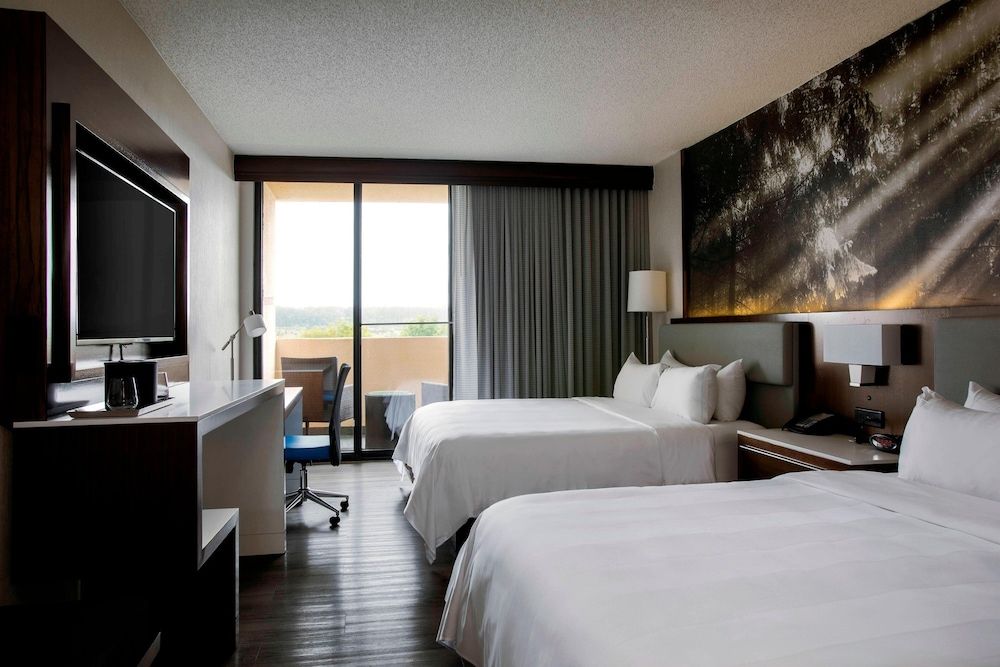 Room, 2 Queen Beds, Non Smoking, Balcony