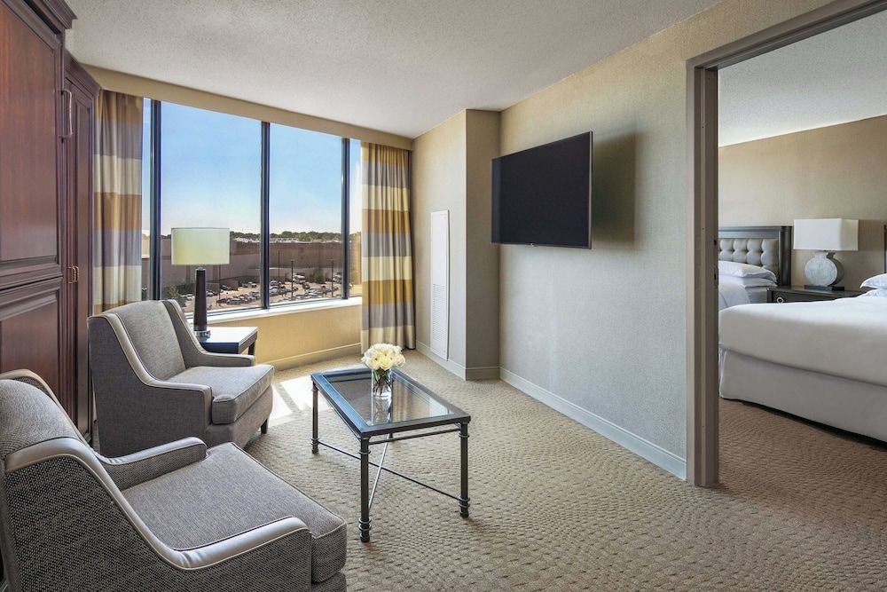 Family Suite, 1 Bedroom, Non Smoking, Tower