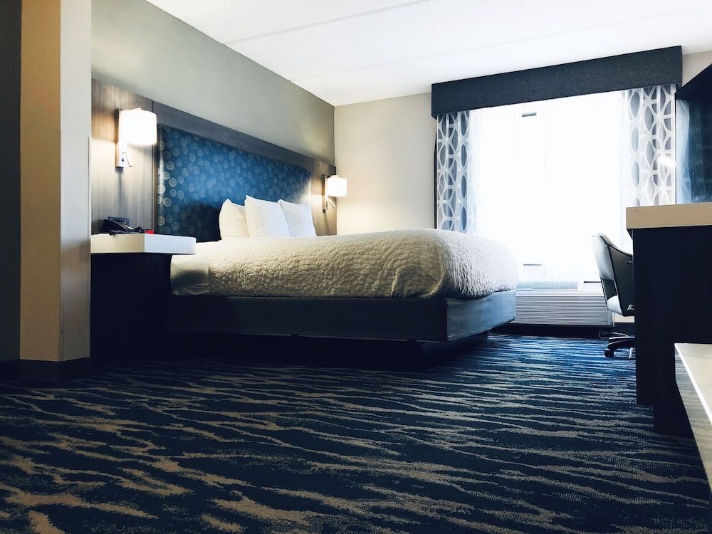 Standard Room, 1 King Bed, Non Smoking