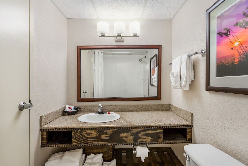 Room, 2 Queen Beds, Non Smoking, Ocean View