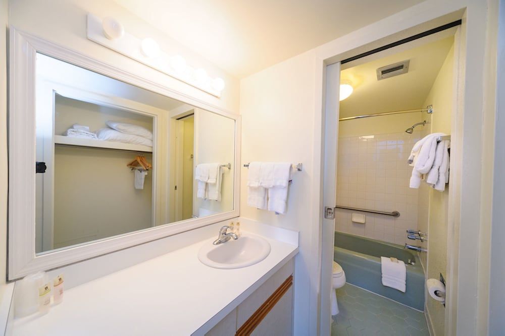 Sea Ranch Resort 2 Bedroom Oceanfront Condo (1 King Bed and 1 Queen Bed) 15