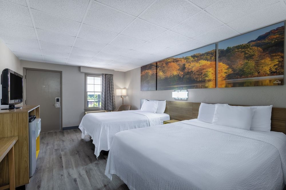 Standard Room, 2 Queen Beds