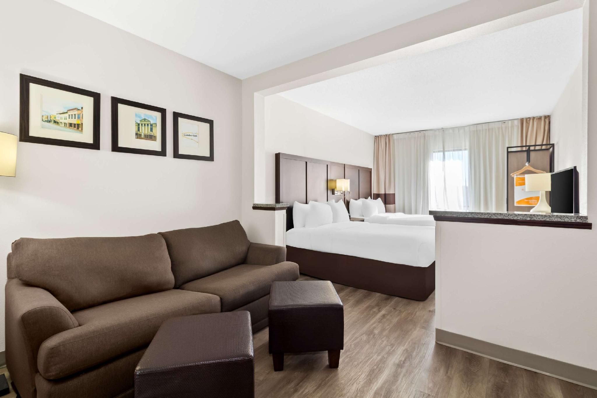 2 Double Beds, Suite, Nonsmoking
