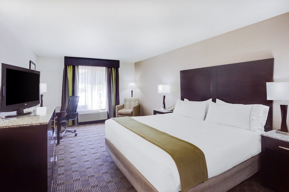 Suite, 1 King Bed