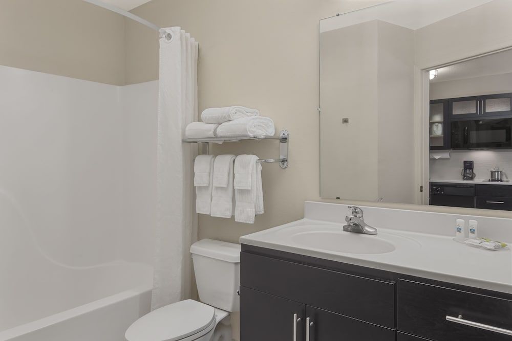Studio Suite, 1 Queen Bed