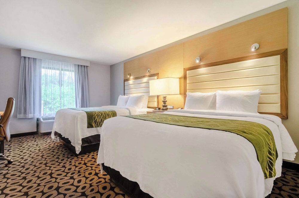Standard Room, 2 Queen Beds, Non Smoking