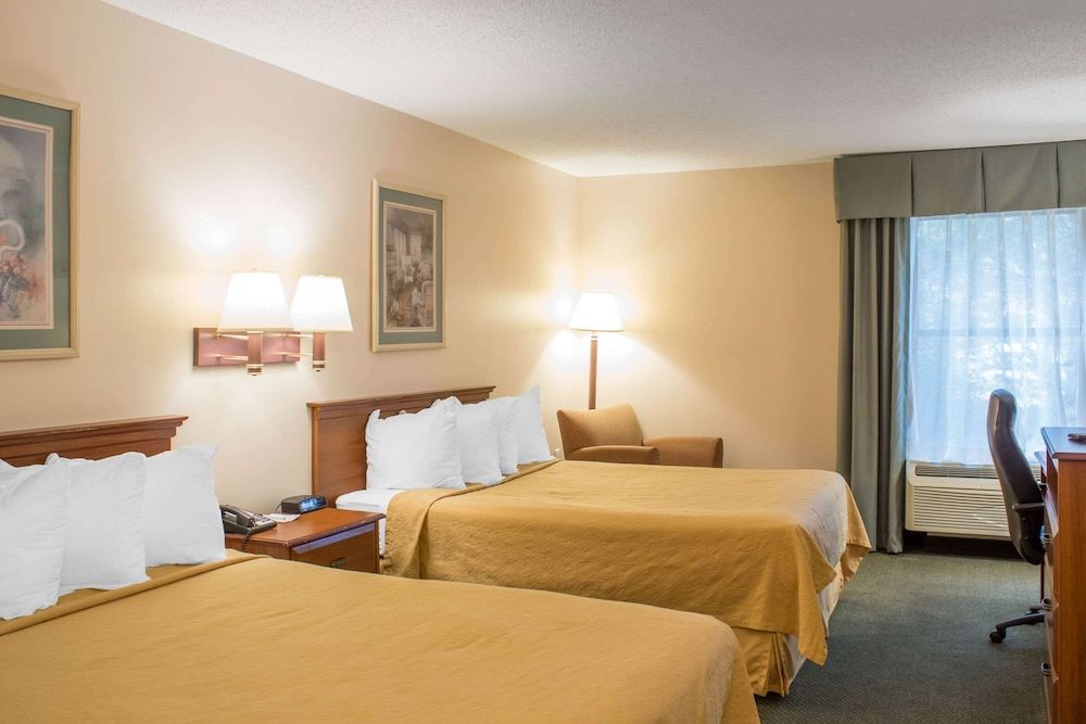Standard Room, 2 Queen Beds, Non Smoking