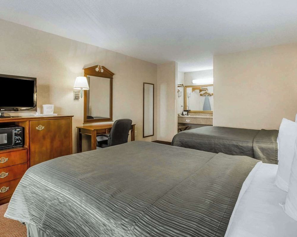 Standard Room, 2 Double Beds, Smoking
