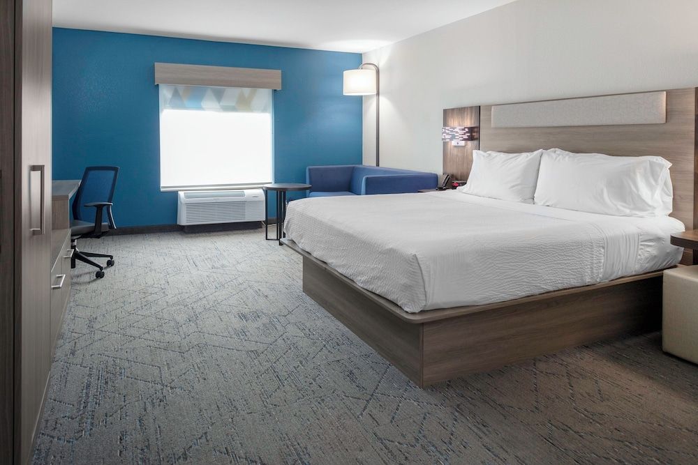 Suite, 1 King Bed