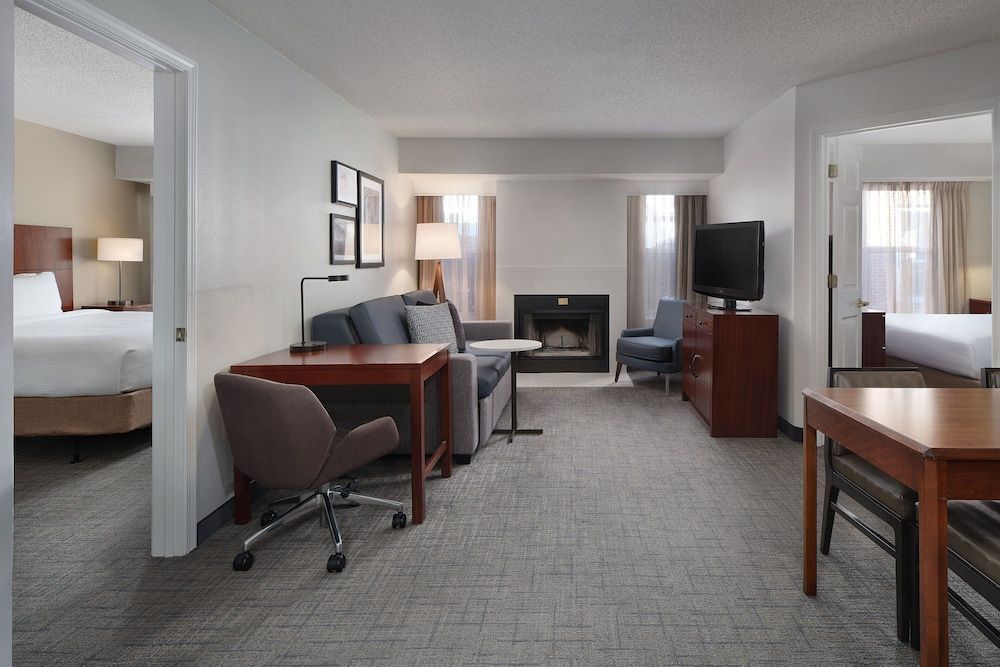Suite, 2 Bedrooms, Non Smoking with Sofa Bed