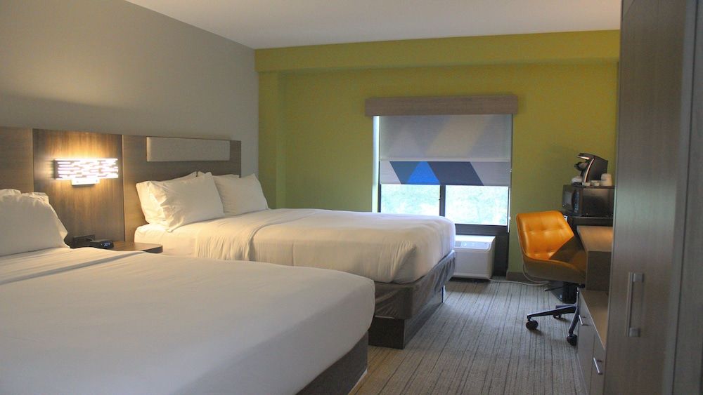 Standard Room, 2 Queen Beds, Accessible (Mobility, Accessible Tub)