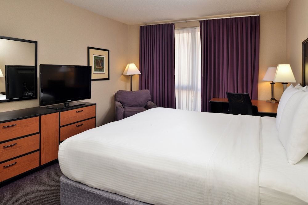Standard Room, 1 King Bed, Non Smoking
