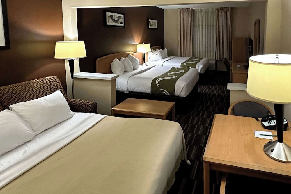 Suite, Multiple Beds, Non Smoking