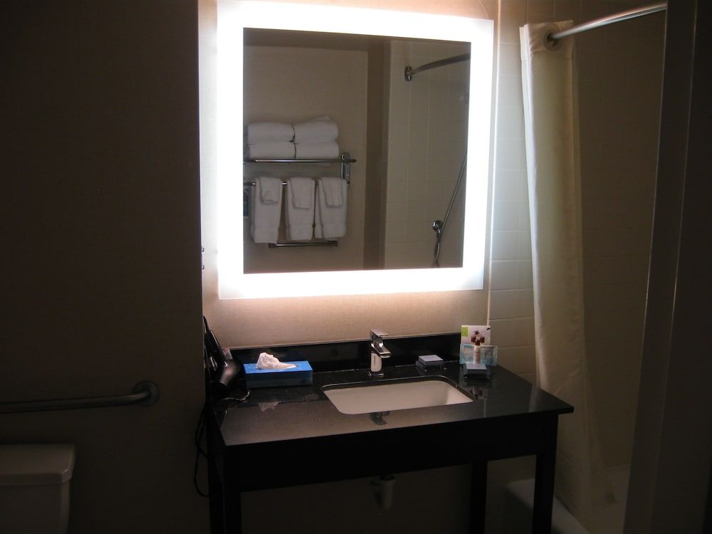 Studio Suite, 1 King Bed, Non Smoking