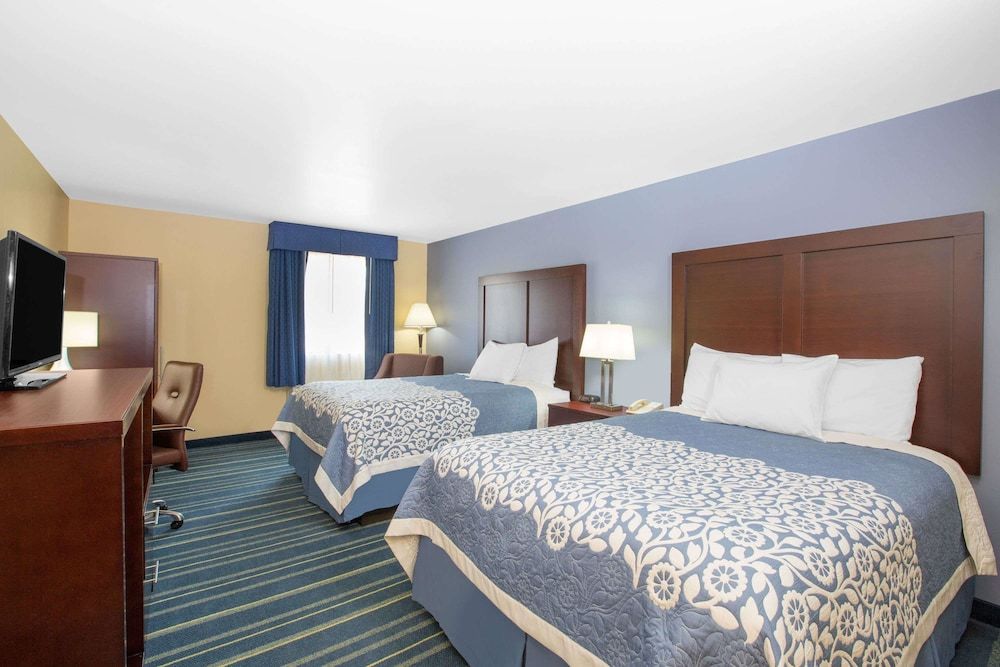 Standard Room, 2 Queen Beds