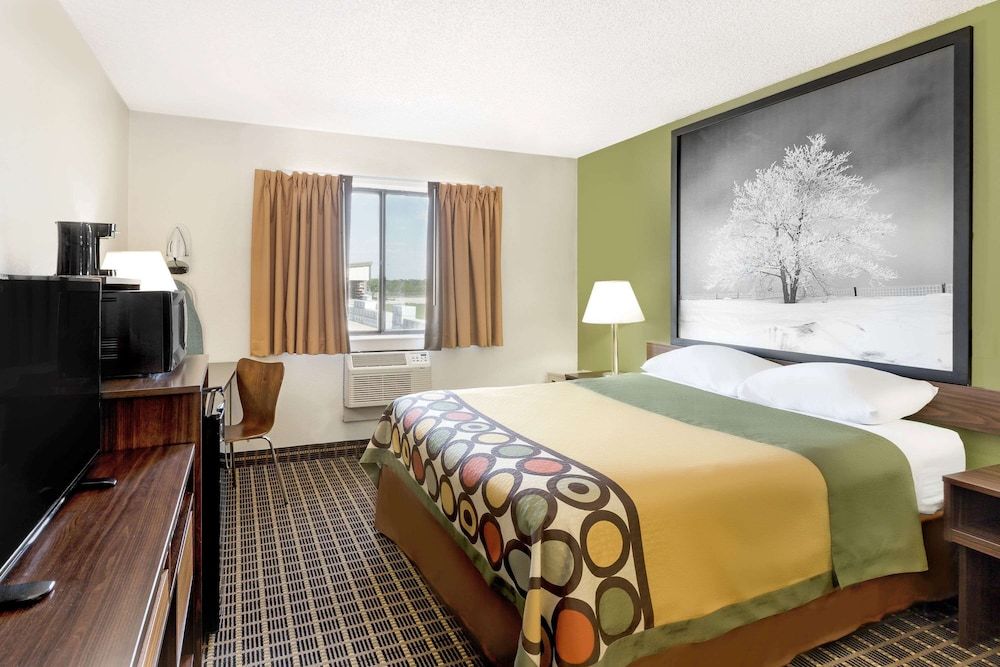 Standard Room, 1 Queen Bed, Smoking