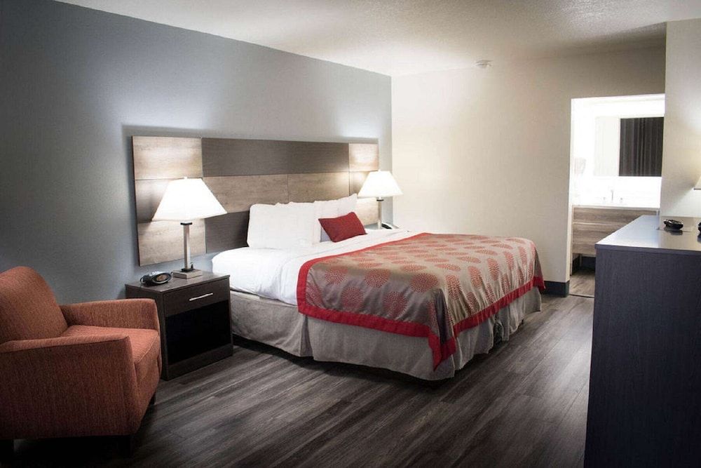 Suite, 1 Bedroom, Non Smoking (1 King bed)