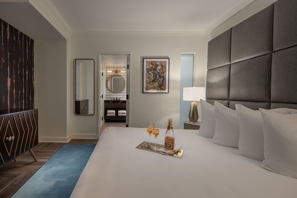 undefined Hotel Deco 3