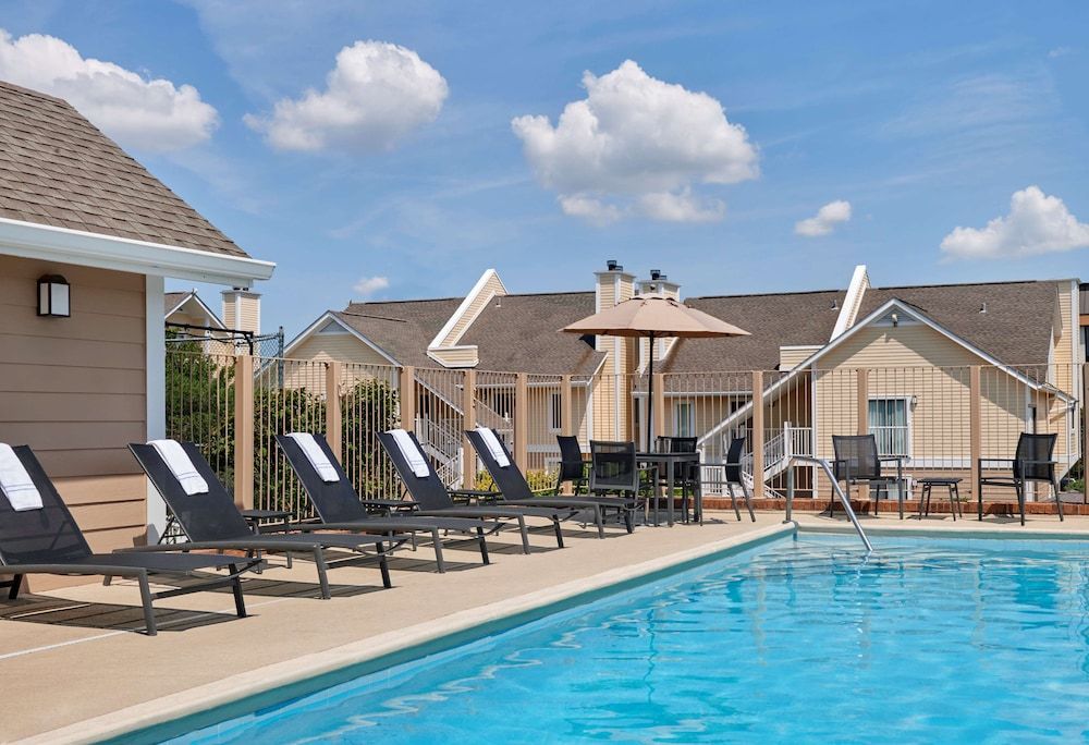 undefined Sonesta ES Suites Omaha 9