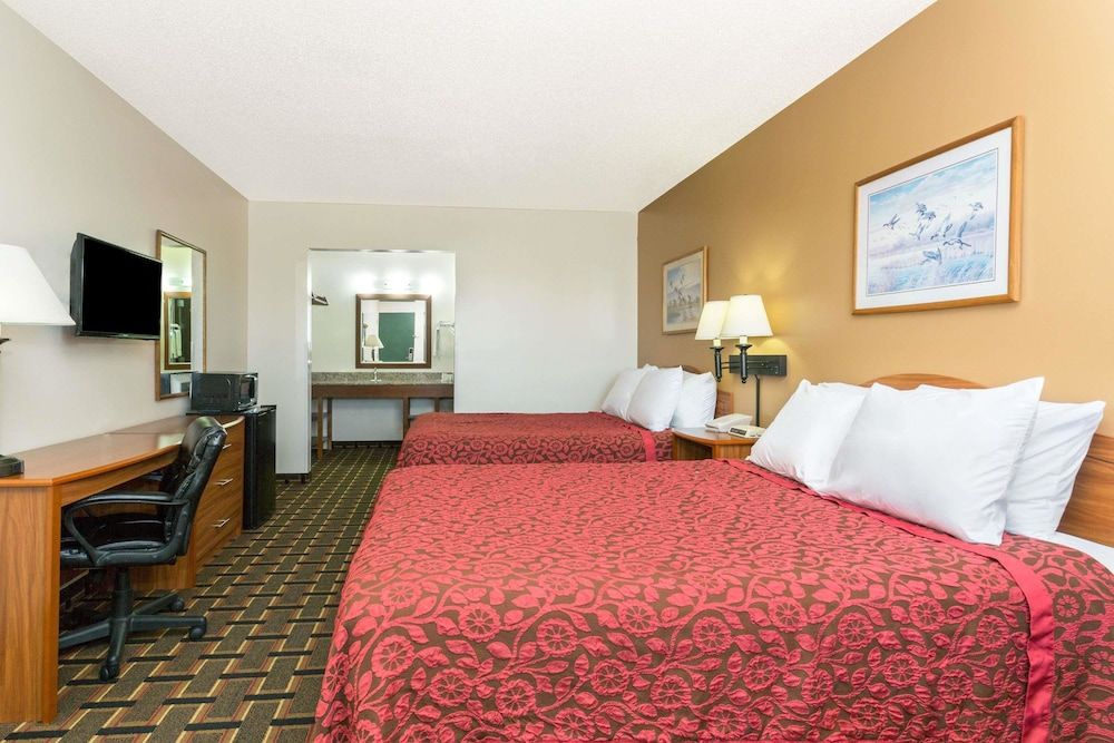 Room, 2 Queen Beds