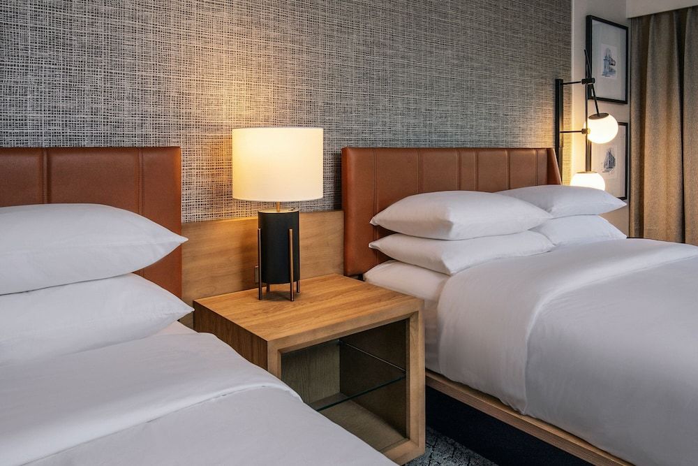 Traditional Room, 2 Queen Beds (Mobility Accessible, Roll-in Shower)