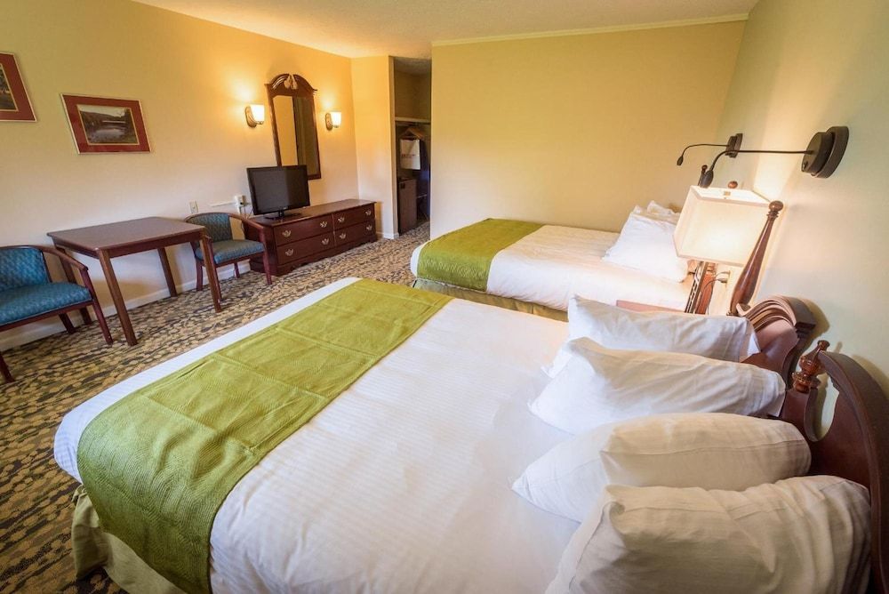 Fox Ridge Resort Standard Room, 2 Queen Beds 4