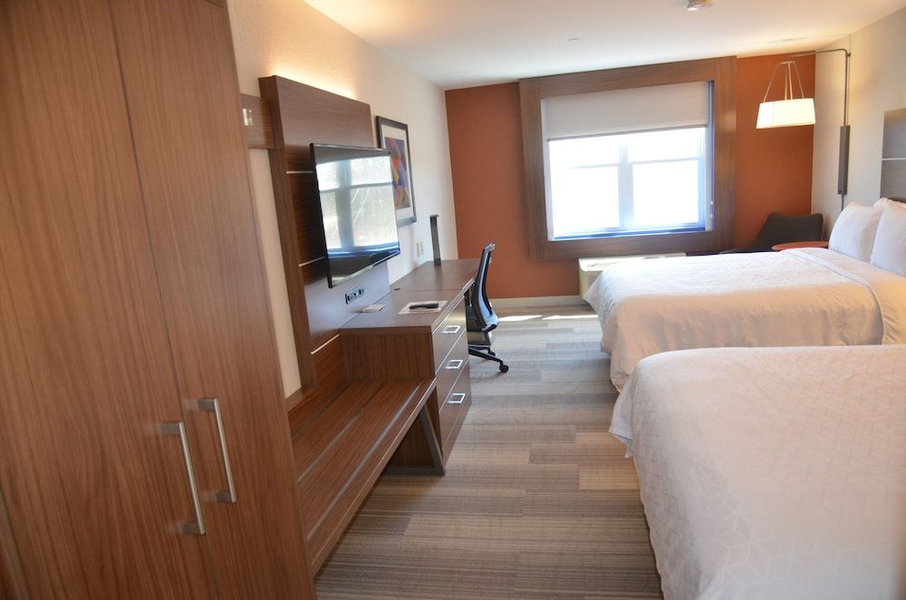 Standard Room, 2 Queen Beds, Accessible (Communications, Mobility, Access Tub)