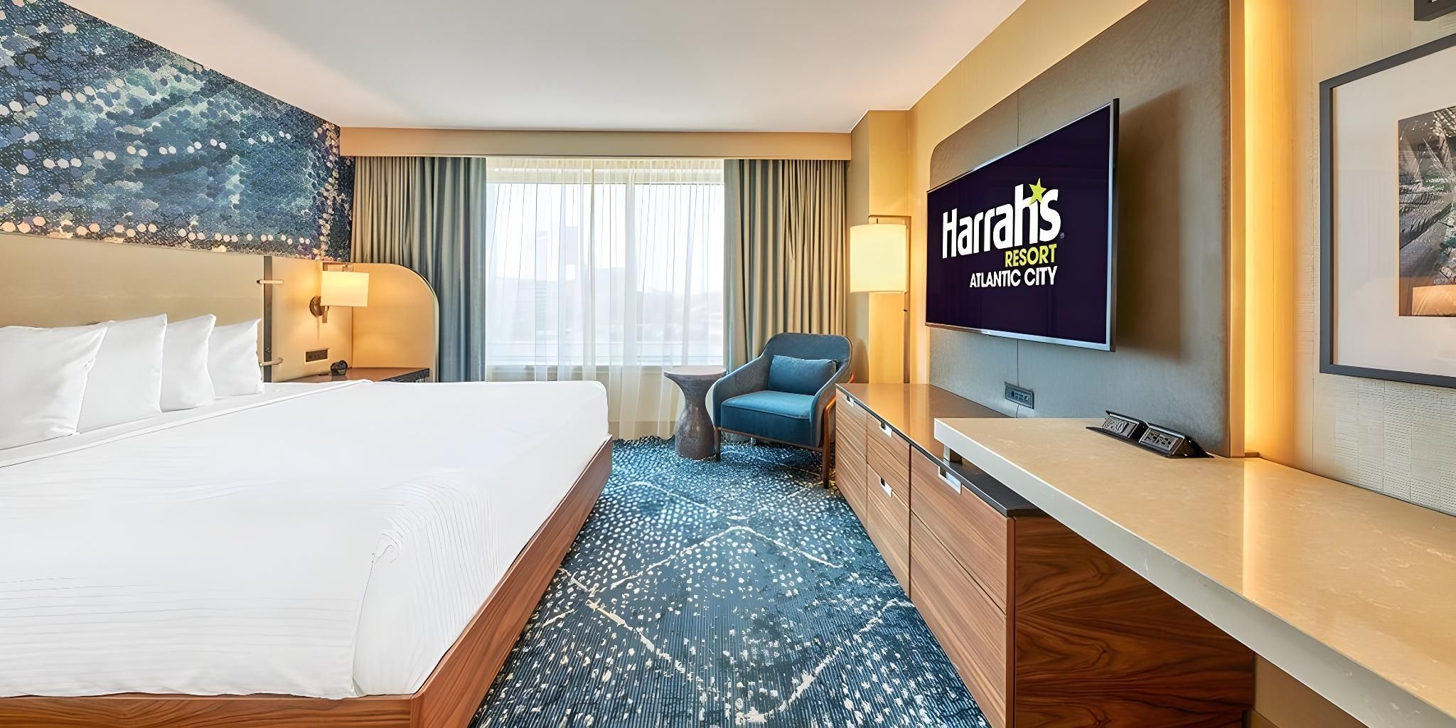 Atrium Tower King Suite - Smoking