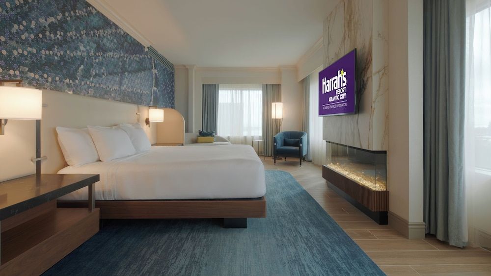 Atrium Tower Suite, 1 King Bed, Non-Smoking
