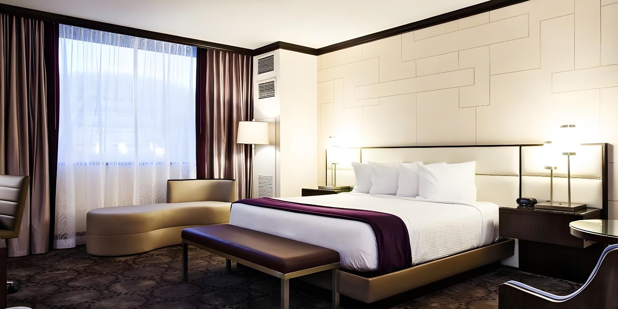 Laguna Tower Premium King Room - Non-Smoking