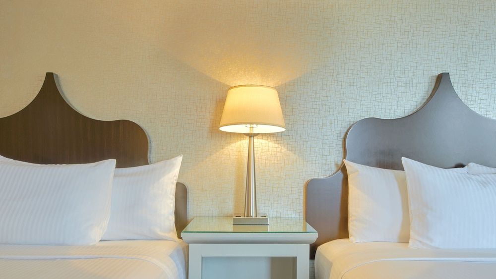 CHELSEA CLASSIC ROOM 2 QUEEN NON-SMOKING