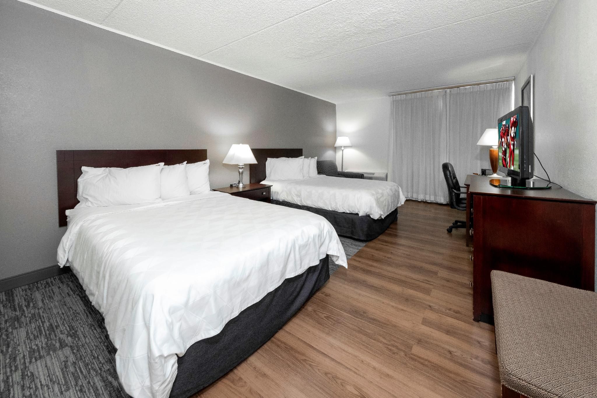 ADA Accessible Deluxe 2 Full Beds Smoke Free