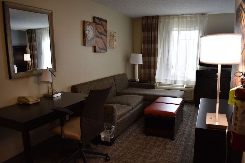 Staybridge Suites Cranbury by IHG Studio Suite, 1 Queen Bed, Accessible, Kitchen (Accessible Tub) 5