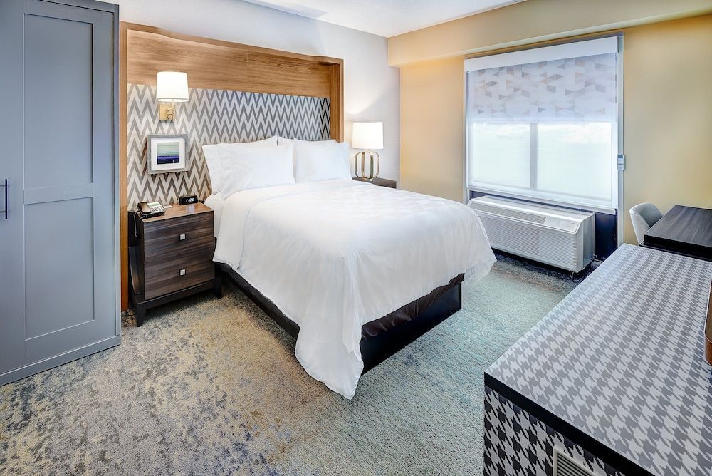 Standard Room, 1 Double Bed, Accessible Bathtub (Mobility)