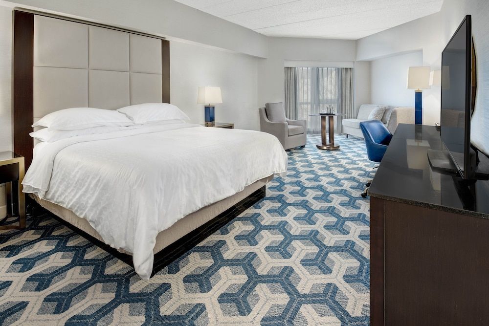 Deluxe Room, 1 King Bed, Non Smoking