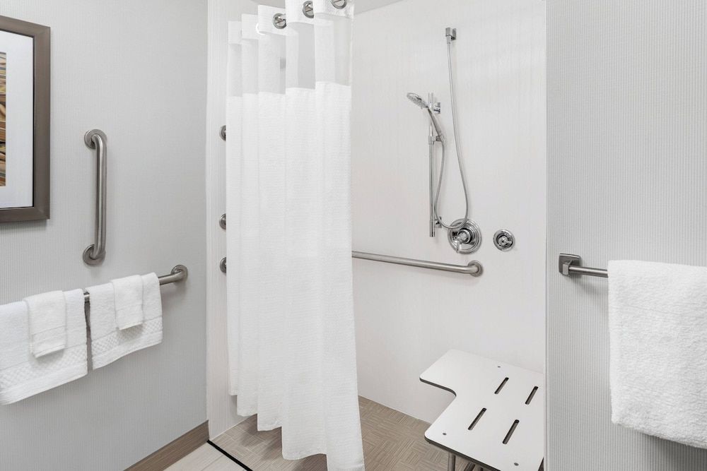 undefined Courtyard Jersey City Newport 5