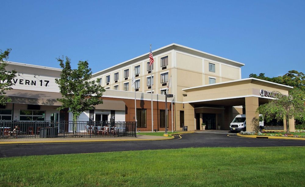 undefined DoubleTree by Hilton Mahwah 8