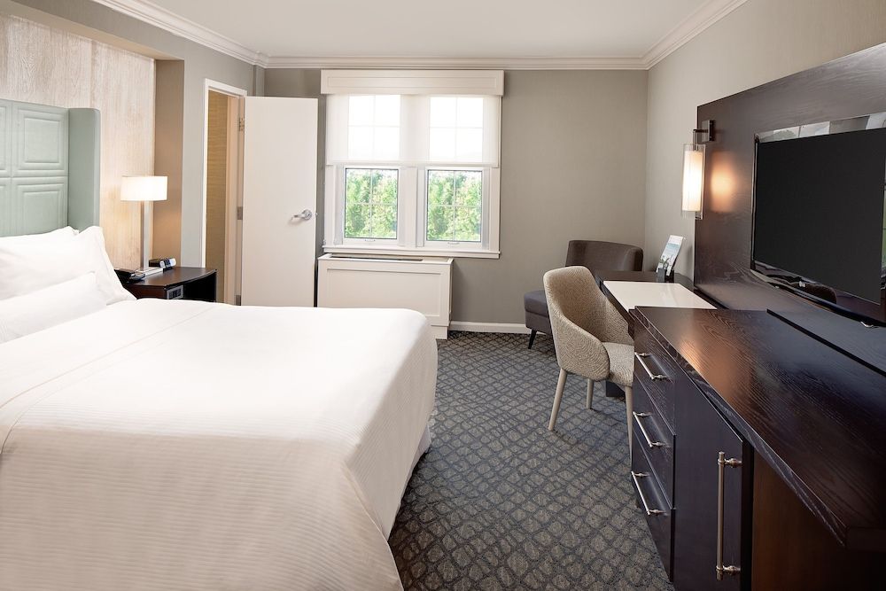 Traditional Room, 1 King Bed