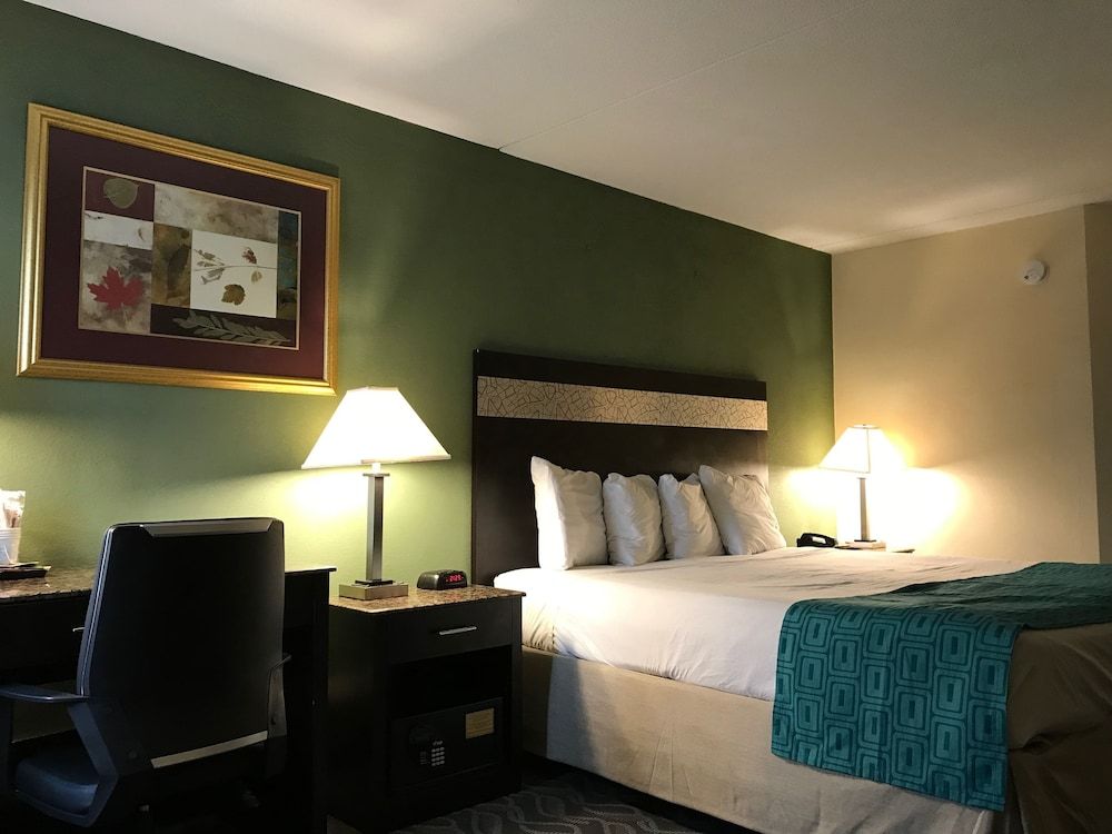 Studio Suite, 1 King Bed, Non Smoking