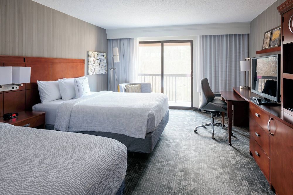 Room, 2 Queen Beds (Hearing Accessible)
