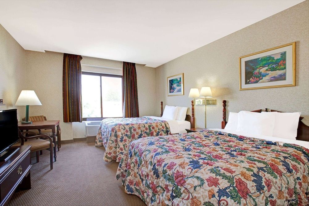 Deluxe Room, 2 Double Beds, Non Smoking