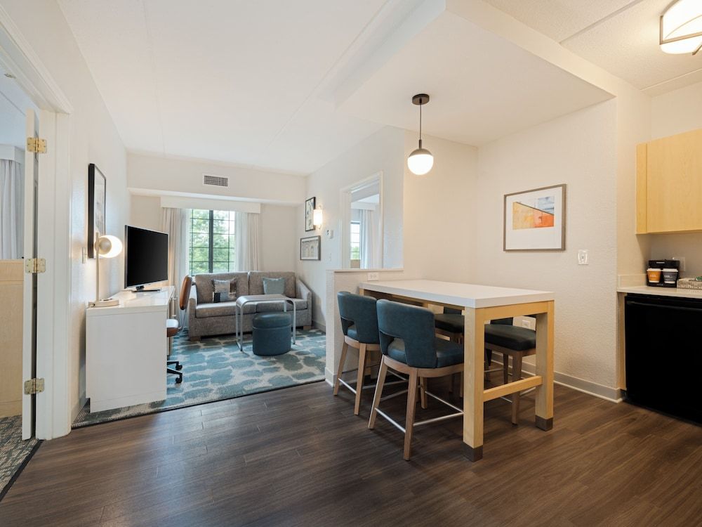 Homewood Suites by Hilton Parsippany-Troy Hills Suite, 1 King Bed (Hearing) 6