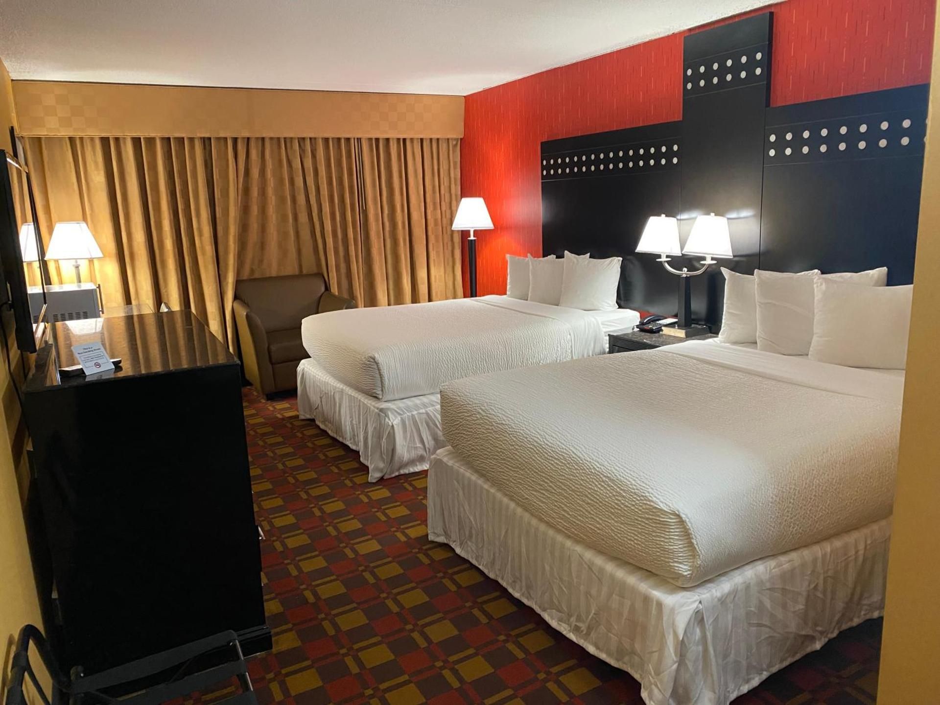 2 Queen Beds Non-Smoking
