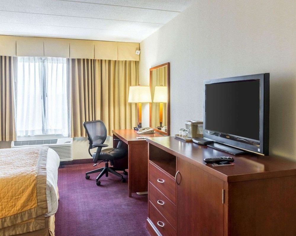 Standard Room, 2 Queen Beds, Non Smoking