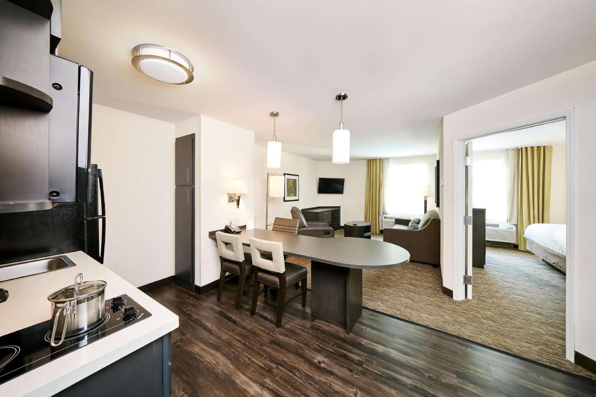 Mobility Accessible One Bedroom Suite Queen Roll-In Shower