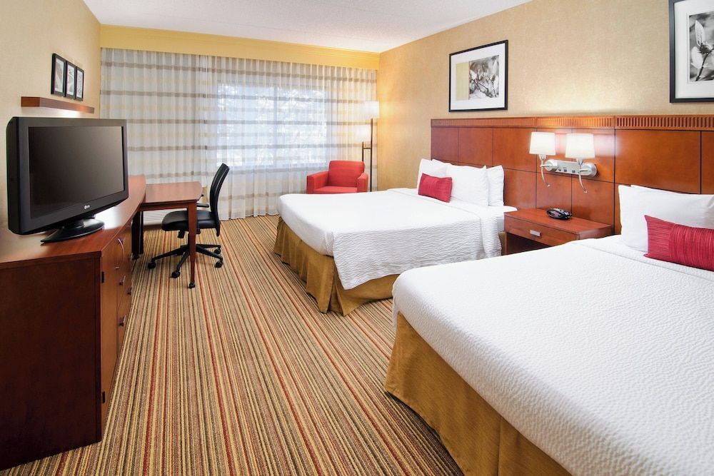Room, 2 Queen Beds (Hearing Accessible)